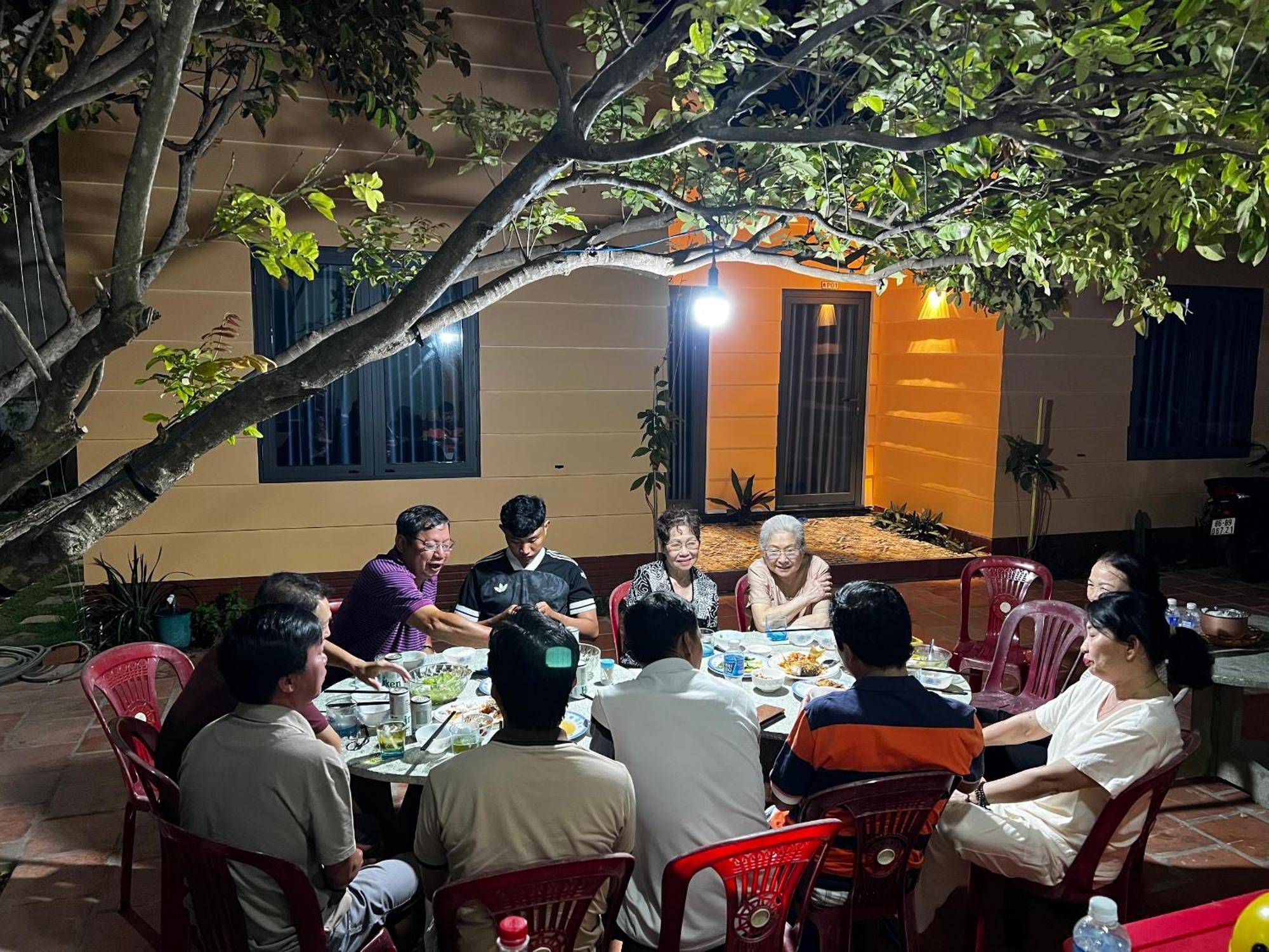 Mama Villa Cu Lao Thu Exteriör bild