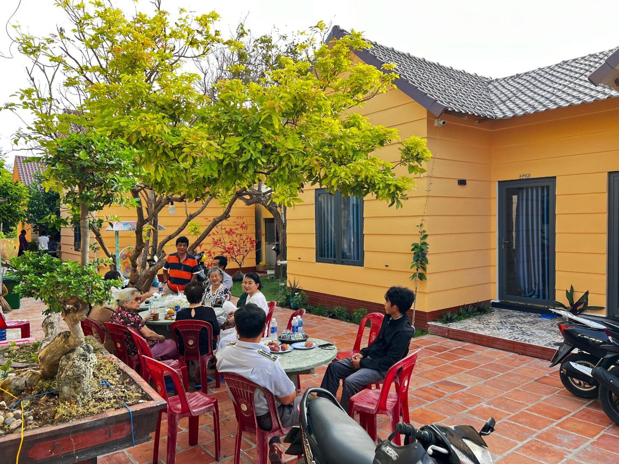 Mama Villa Cu Lao Thu Exteriör bild