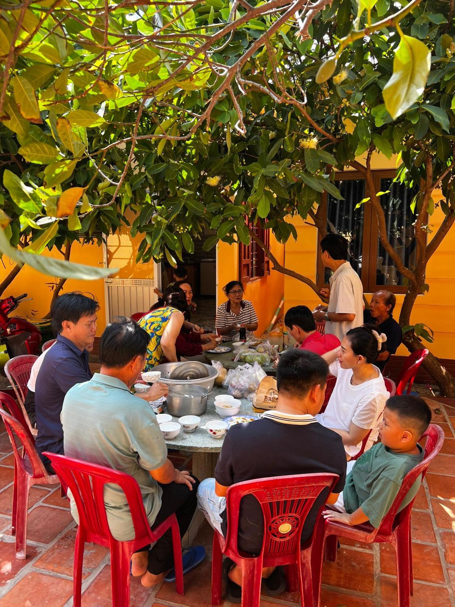 Mama Villa Cu Lao Thu Exteriör bild